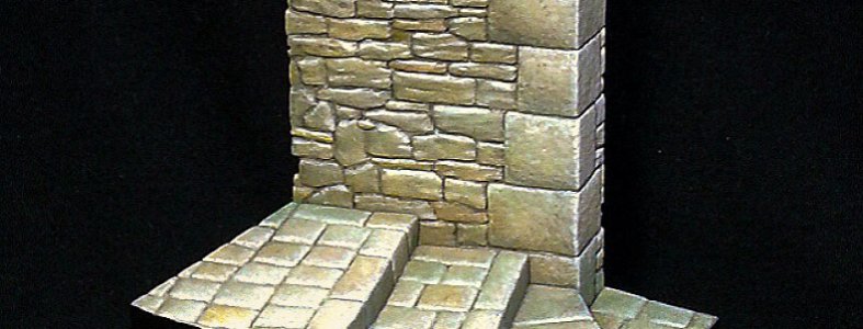 Medieval street corner with steps – Scale 54-75mm 2016-09-11-17-17-33