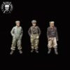 72-12 German panzer crew in winter dress - Image 3